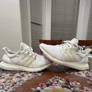 Adidas Men’s white Ultra boost
